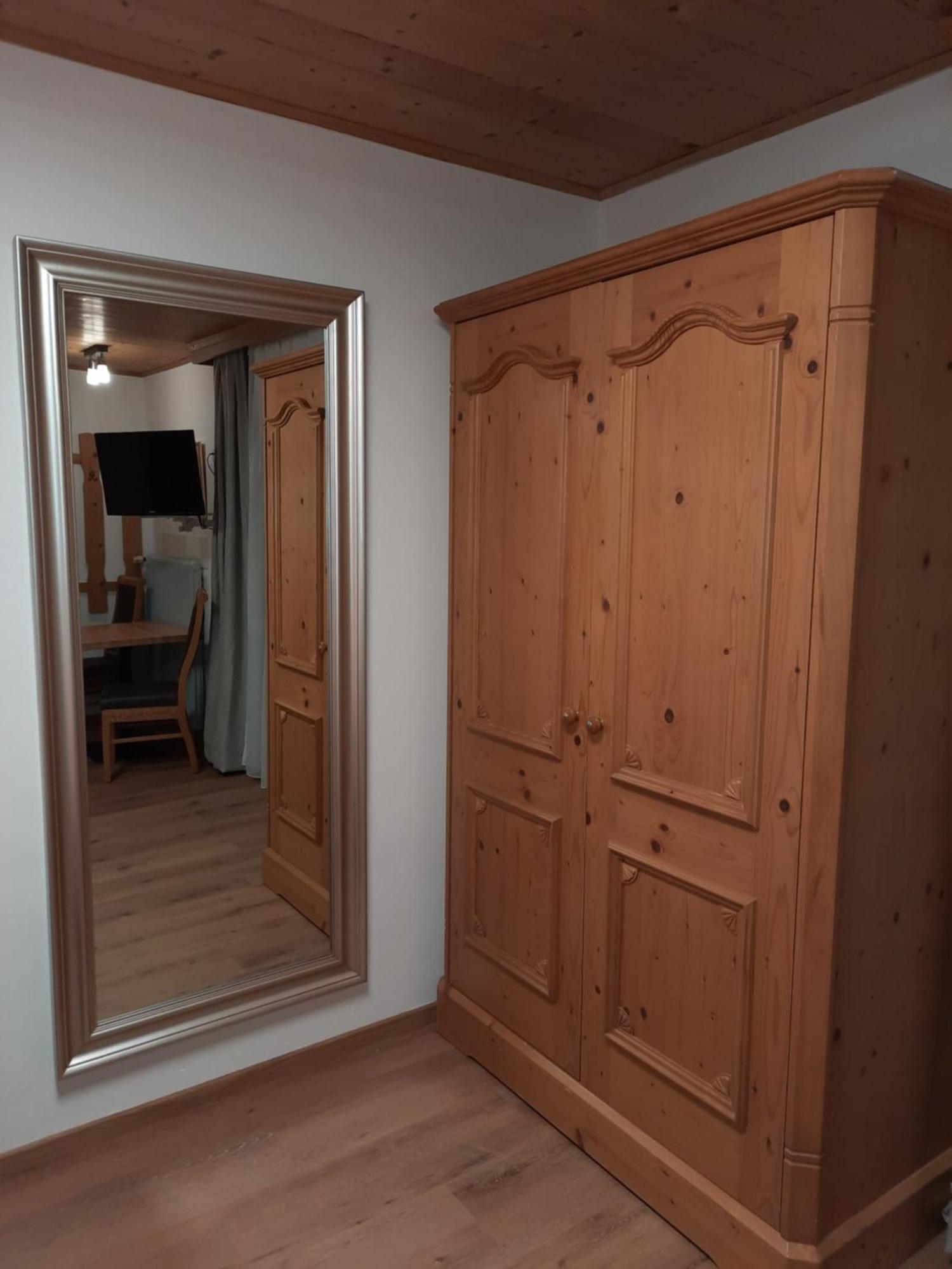 Haus Traninger Apartment Flachau Phòng bức ảnh